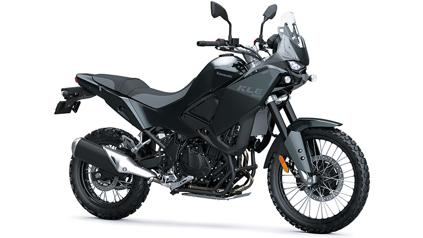KLE 500 : Metallic Carbon Gray / Ebony (2026)