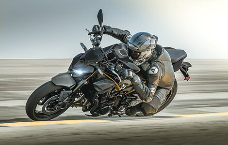 Z900