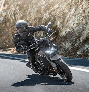 Z900